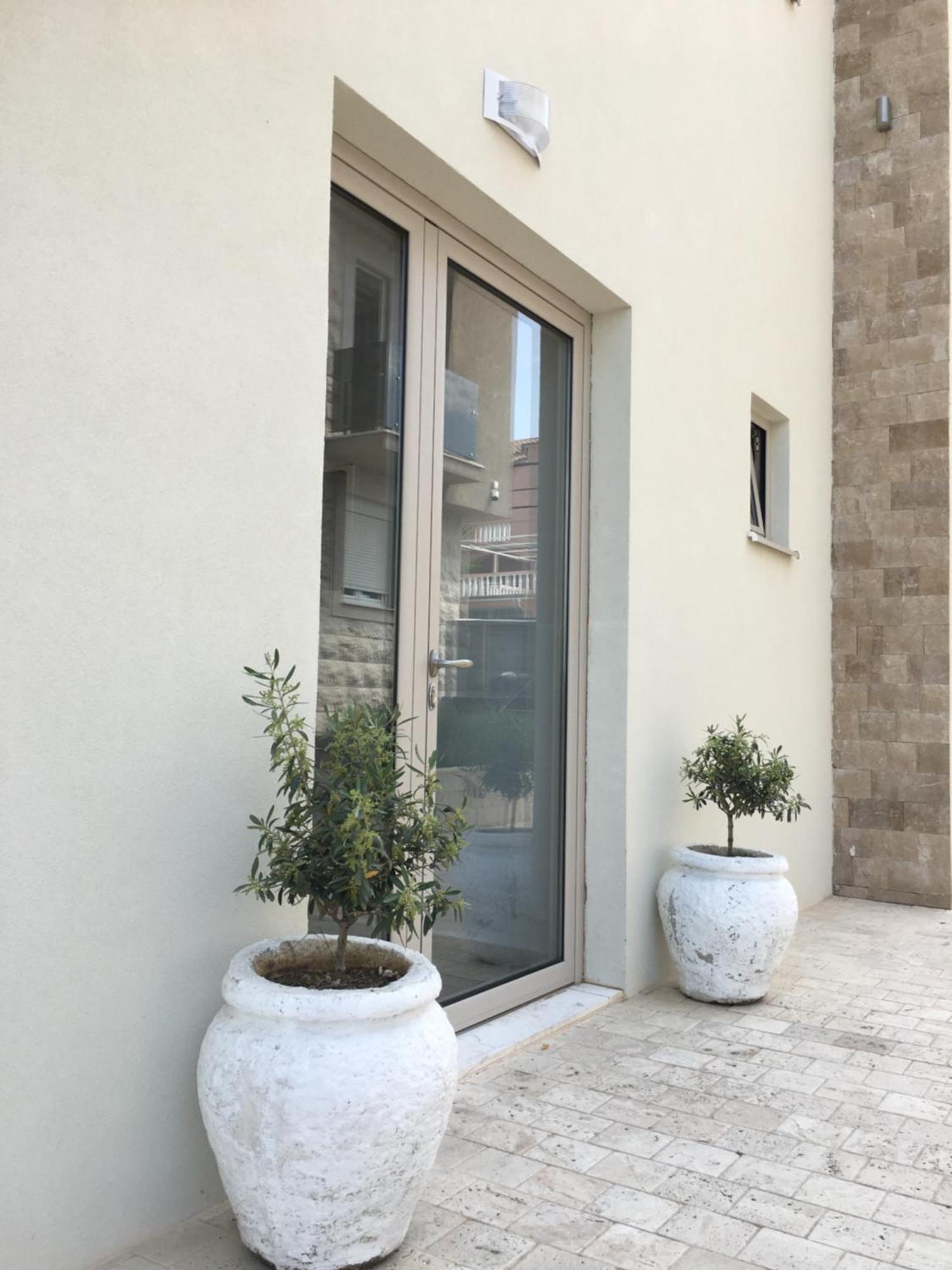 Apartments Maestral Тиват Экстерьер фото