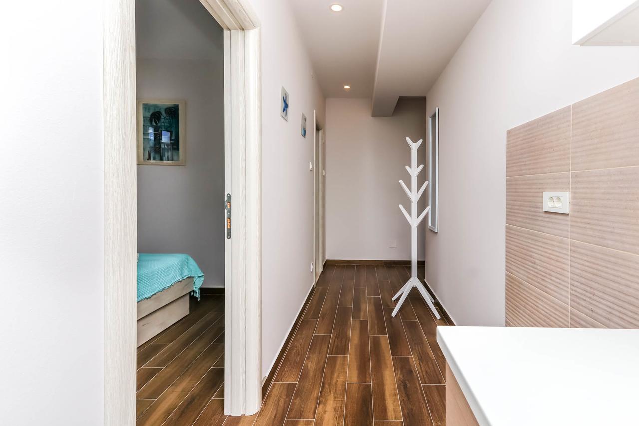 Apartments Maestral Тиват Экстерьер фото